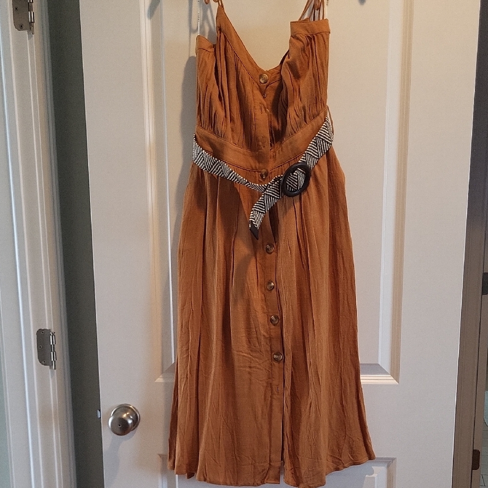 Essue Button-Front Midi Dress in Brown